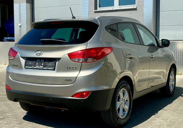 Hyundai ix35 cena 41900 przebieg: 187000, rok produkcji 2011 z Pisz małe 301